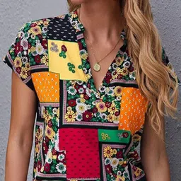 Stylecast X Slyck 
Geometric Printed Mandarin Collar Top image 1