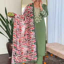 TWINS LADY Women Floral Embroidered Thread Work Kurta with Trousers & Dupatta-picture-11