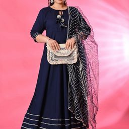 PrettyPlus by Desinoor.com Plus Size Tie-Up Neck Anarkali Kurta With Embellished Dupatta-image-59