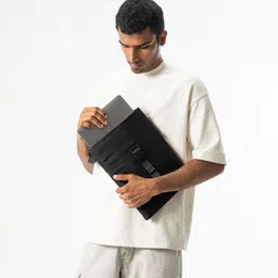 DailyObjects Unisex Laptop Sleeve image 3