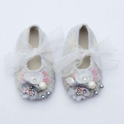 Daizy Corsage Applique Detailed Booties - Grey-image-10