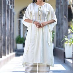 KASHISHIYA Women Printed Regular Kurta with Trousers-25
