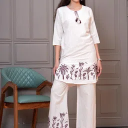 OH MI DIOS Embroidered Round Neck Tunic With Palazzos Co-Ords-picture-52