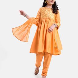 Pine Kids Three Fourth Sleeves Kurti Churidar Set with Dupatta Chervon Pattern - Mustard Yellow-image-3