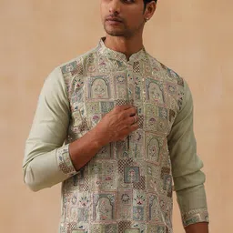 Jompers Men Floral Embroidered Chikankari Kurta-image-34