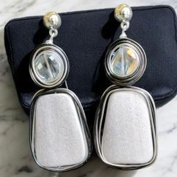 Bienvene Silver-Plated Artificial Stones Studded Contemporary Shaped Drop Earrings-17