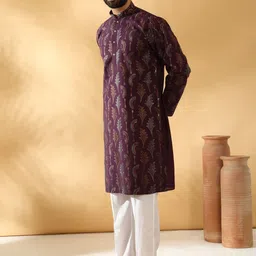 KRAFT INDIA LUXE Floral Embroidered Sequinned Mandarin Collar Kurta With Trousers-picture-33