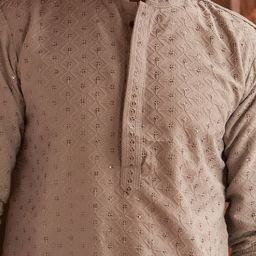 Jompers Men Embroidered Regular Sequinned Kurta with Pyjamas image 4