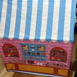 Pop-Up Play Tent – Candy Design with Striped Roof-image-1