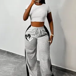 The Roadster Lifestyle Co Women High-Rise omen Printed Loose Fit High-Rise Cargo Trousers-image-86