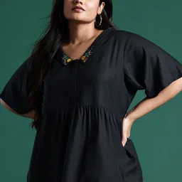 DressBerry Curve Plus Size Floral Embroidered Shirt-Style Collar A-Line Top-image-48
