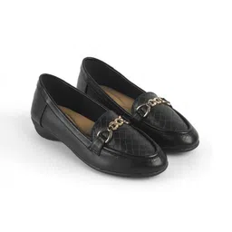 Tresmode Women Textured Leather Loafers-image-31