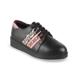 Cheemo Women Woven Design Sneakers-image-85