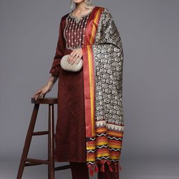 Varanga Women Ethnic Motifs Embroidered Sequinned Kurta with Trousers & With Dupatta-4