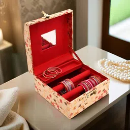 Myntra Elegant Homes Gold-Toned Set of 1 Regular Jewellery Organiser Organisers-17