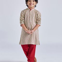 Vastramay Cotton Full Sleeves Floral Printed Kurta With Pyjama Set - Mint Green-image-1