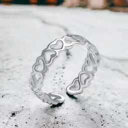 Okos Rhodium-Plated Heart-Shaped Adjustable Band Finger Ring-picture-11