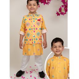 LITTLE COLLARS Soft Cotton Silk Blend Full Sleeves Ikkat Printed Kurta Pyjama With Sleeveless Nehru Jacket & Brooch - Lemon-image-60