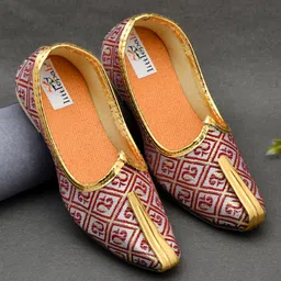 Little Palz Ethnic Motifs Embroidered & Foil Designed Slip On Mojaris - Red-picture-46