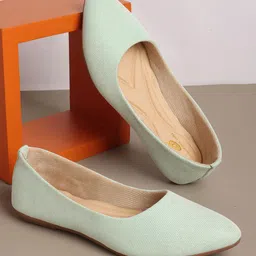 sneakers villa Women Embellished Mojaris Flats-image-11