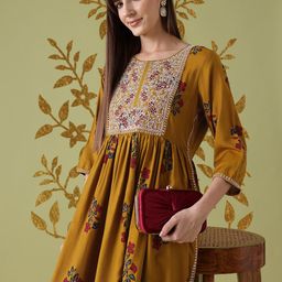 Anouk Floral Print Pleated Thread-Work Kurta with Trousers-21