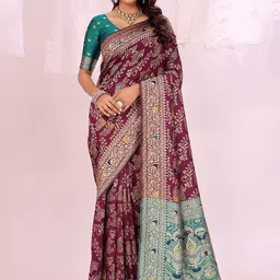 Florence Ethnic Motifs Woven Design Zari Kanjeevaram Saree-picture-42