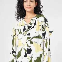 Annabelle by Pantaloons Women Abstract Printed V-Neck Top-picture-14