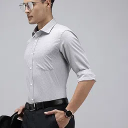Park Avenue Checked Formal Shirt-image-18