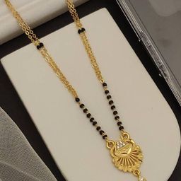 Queenzart Gold-Plated Artificial Stones and Beads Mangalsutra-7