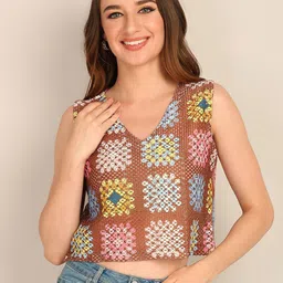 all about you Women Geometric Print Boxy Crop Top-picture-31