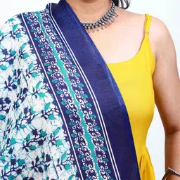DEEBACO Printed Dupatta image 2