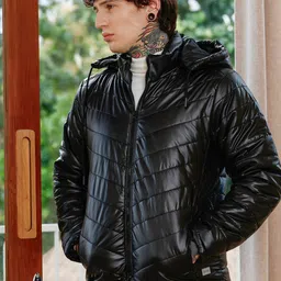 Campus Sutra Men Stand Collar Solid Lightweight Puffer Jacket-picture-25