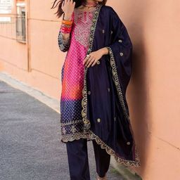 DIVASTRI Bandhani Sequinned Embroidered Round Neck Kurta with Trousers & Dupatta-25