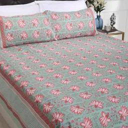 SHAHENAZ Peach-Coloured & Green Floral Cotton 120 TC Queen Bedsheet with 2 Pillow Covers-image-97