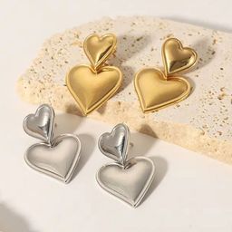 DressBerry Heart Shaped Drop Earrings-53