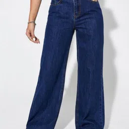 VBEAUTI Women Boyfriend Fit High-Rise Clean No Fade Stretchable Jeans-image-36