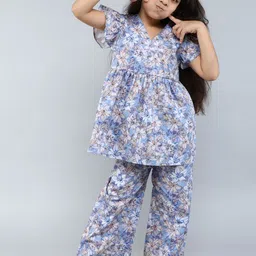 Little Clothings Girls Pure Cotton Floral Printed V-Neck Night suit-image-9