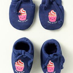 Simply Interlock Knit Mittens & Booties With Cake Print - Navy Blue-image-3