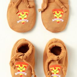 Simply Interlock Knit Mittens & Booties With Pizza Print - Tan-18