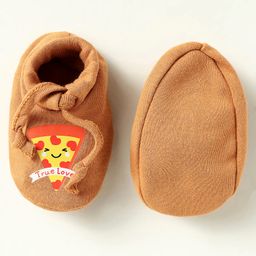 Simply Interlock Knit Mittens & Booties With Pizza Print - Tan image 5