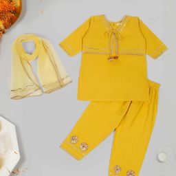 LITTLE GINNIE Girls Floral Regular Pure Cotton Kurti with Trousers & With Dupatta-picture-40