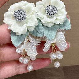 StyleCast x Revolte Pearls Beaded Floral Shaped Drop Earrings-image-8