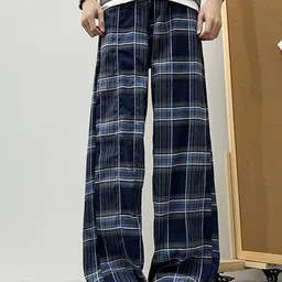 StyleCast x Revolte Men Checked Straight Fit Easy Wash Trousers-image-31