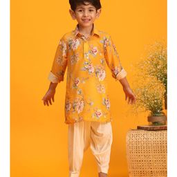 Vastramay Boys' Multicolor Base Yellow Kurta Patiala Set - Yellow And Cream-image-2
