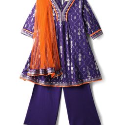 EARTHY TOUCH Single Jersey Knit Three Fourth Sleeves Kurti Chudidar Set With Floral Print & Dupatta - Purple-image-12