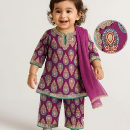 EARTHY TOUCH Single Jersey Knit Three Fourth Sleeves Kurti Salwar Set With Floral Print & Dupatta - Purple-picture-3
