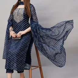 GoSriKi Women Printed Regular Kurta with Trousers & With Dupatta-7