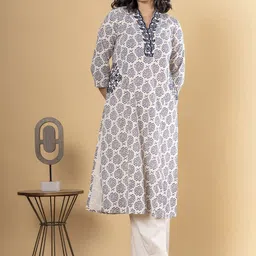 Readiprint Women Floral Printed Kurta with Palazzo-21