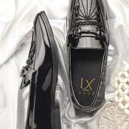 DODA Men Textured Embellished Detail Patent Leather Loafers-image-94