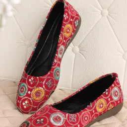 Anouk Colourblocked Party Platform Mules-11